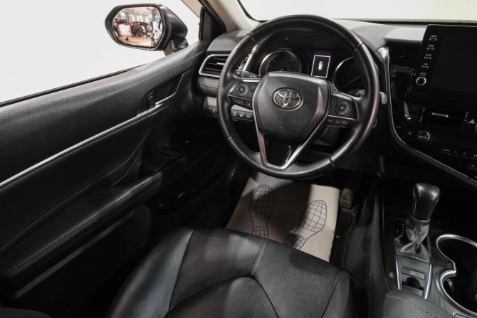Toyota Camry VIII (XV70) Рестайлинг с пробегом 2021 года, цена 3 149 000 рублей, 65464 км, седан, Автокод Объявления