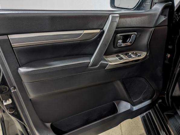 Mitsubishi Pajero IV Рестайлинг 1 с пробегом 2011 года, цена 1 950 000 рублей, 170599 км, внедорожник, Автокод Объявления