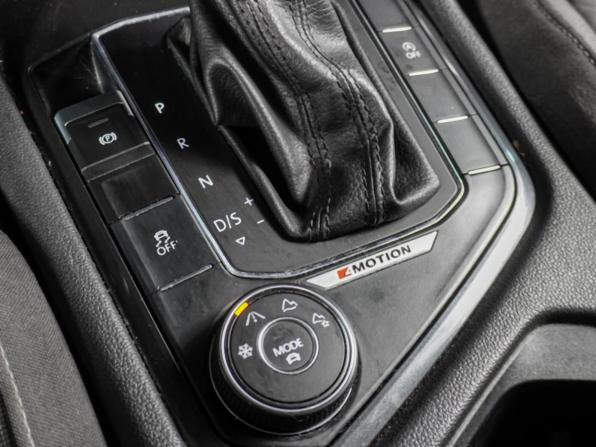 Volkswagen Tiguan II с пробегом 2017 года, цена 1 960 000 рублей, 108390 км, внедорожник, Автокод Объявления