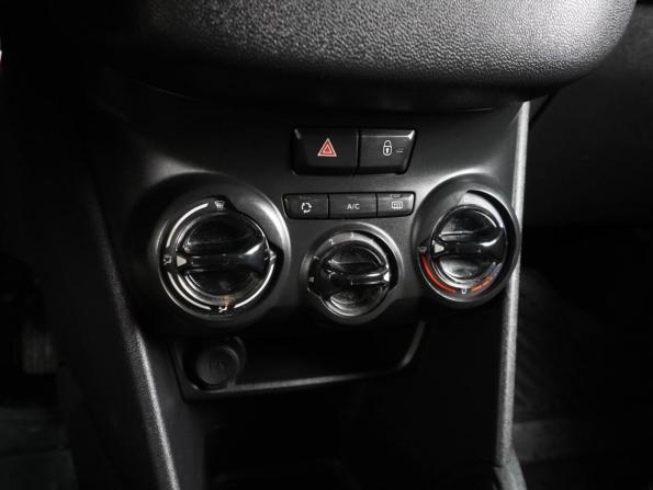 Peugeot 208 I с пробегом 2013 года, цена 569 000 рублей, 124371 км, хэтчбек, Автокод Объявления