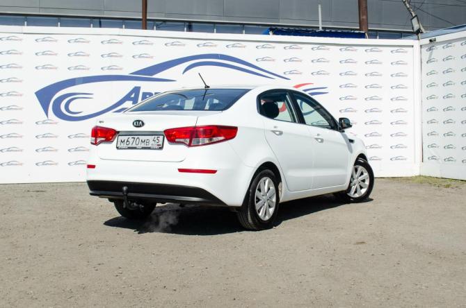 Kia Rio III Рестайлинг с пробегом 2016 года, цена 999 000 рублей, 140000 км, седан, Автокод Объявления