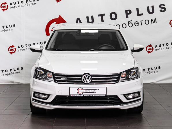 Volkswagen Passat B7 с пробегом 2011 года, цена 949 000 рублей, 197013 км, седан, Автокод Объявления