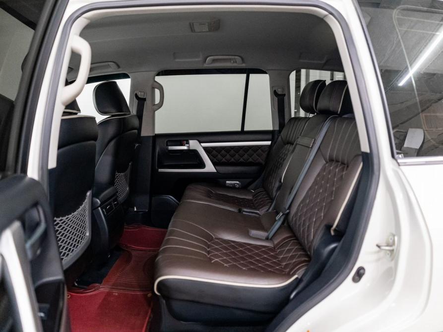 Toyota Land Cruiser 200 Series Рестайлинг 2 Красноярск  - изображение 8
