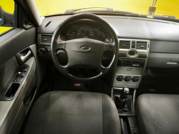 Lada (ВАЗ) Priora I с пробегом 2011 года, цена 199 000 рублей, 198700 км, хэтчбек, Автокод Объявления