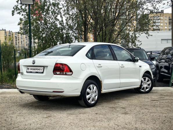 Volkswagen Polo V Рестайлинг с пробегом 2016 года, цена 849 000 рублей, 178000 км, седан, Автокод Объявления