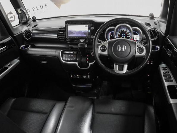 Honda N-BOX II с пробегом 2017 года, цена 899 000 рублей, 169602 км, микровэн, Автокод Объявления
