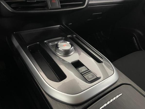 Haval Jolion I Рестайлинг с пробегом 2024 года, цена 2 079 000 рублей, 34004 км, внедорожник, Автокод Объявления