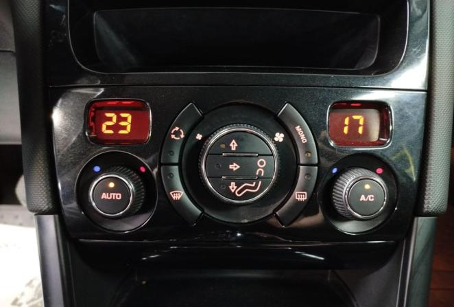Peugeot 408 I с пробегом 2012 года, цена 595 000 рублей, 75705 км, седан, Автокод Объявления