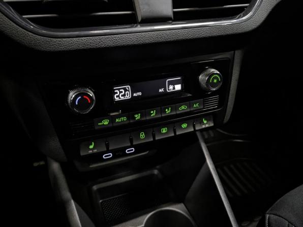 Skoda Rapid II с пробегом 2021 года, цена 1 745 000 рублей, 73946 км, лифтбек, Автокод Объявления