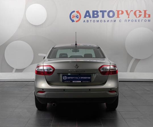 Renault Fluence I Рестайлинг с пробегом 2014 года, цена 795 000 рублей, 131652 км, седан, Автокод Объявления