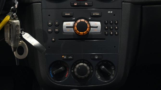 Opel Corsa D Рестайлинг II с пробегом 2011 года, цена 495 000 рублей, 187187 км, хэтчбек, Автокод Объявления