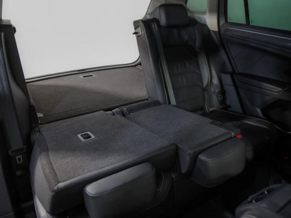 Volkswagen Tiguan II с пробегом 2019 года, цена 2 159 000 рублей, 184352 км, внедорожник, Автокод Объявления