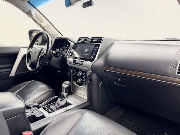 Toyota Land Cruiser Prado 150 Series Рестайлинг 3 с пробегом 2020 года, цена 5 919 500 рублей, 153439 км, внедорожник, Автокод Объявления