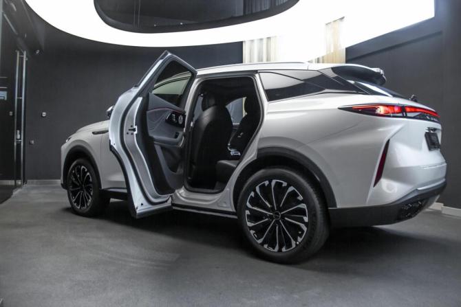 Новый Exeed RX 2025 года, цена 5 200 000 рублей, внедорожник, Автокод Объявления