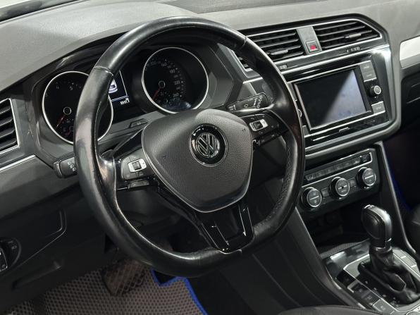 Volkswagen Tiguan II с пробегом 2017 года, цена 2 375 000 рублей, 85882 км, внедорожник, Автокод Объявления