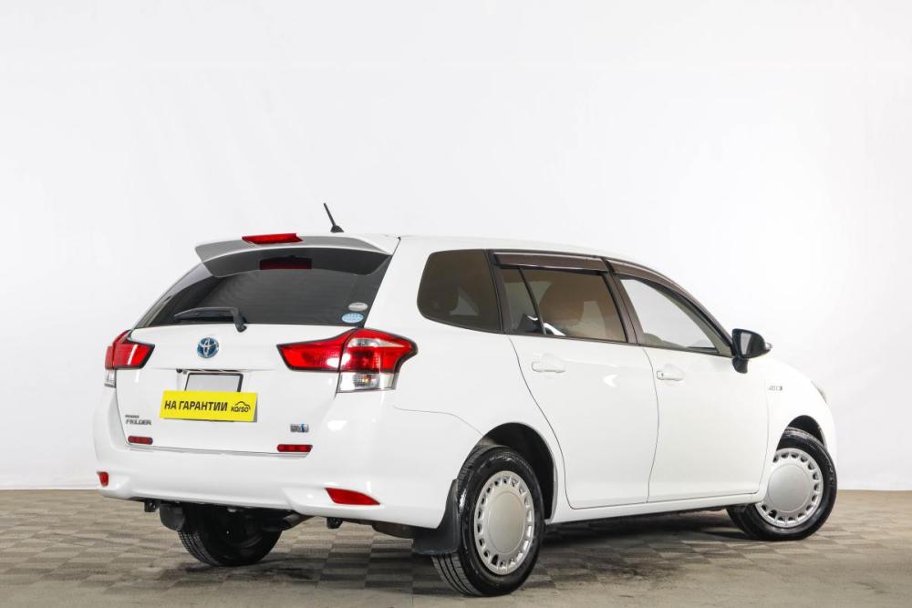 Toyota Corolla XI (E160 E170) Рестайлинг 2 Тюмень  - изображение 7
