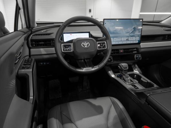 Toyota RAV4 VI (XA60) с пробегом 2026 года, цена 4 355 000 рублей, 9 км, внедорожник, Автокод Объявления