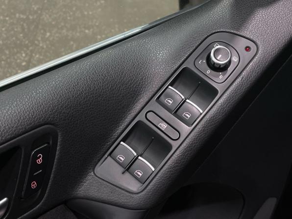 Volkswagen Tiguan I Рестайлинг с пробегом 2014 года, цена 1 350 000 рублей, 232720 км, внедорожник, Автокод Объявления