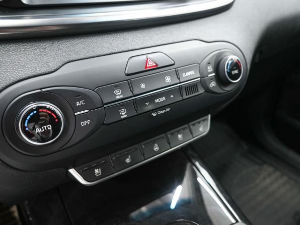 Kia Sorento III Prime с пробегом 2016 года, цена 2 749 900 рублей, 130000 км, внедорожник, Автокод Объявления