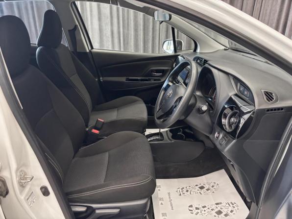 Toyota Vitz III (XP130) Рестайлинг 2 с пробегом 2019 года, цена 999 000 рублей, 94946 км, хэтчбек, Автокод Объявления