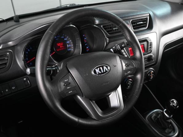 Kia Rio III с пробегом 2013 года, цена 869 000 рублей, 231007 км, седан, Автокод Объявления