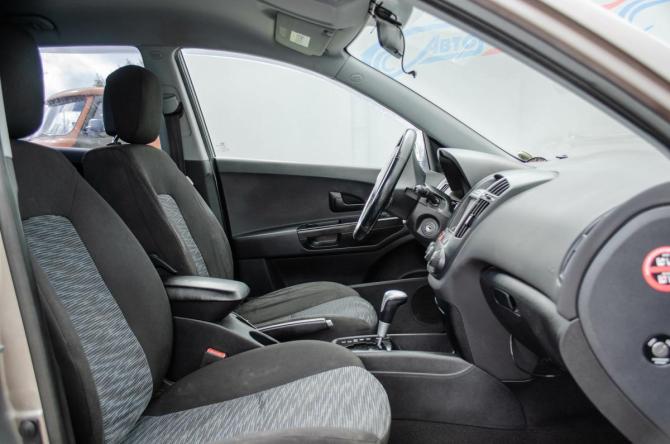 Kia Ceed I с пробегом 2008 года, цена 599 000 рублей, 202000 км, хэтчбек, Автокод Объявления