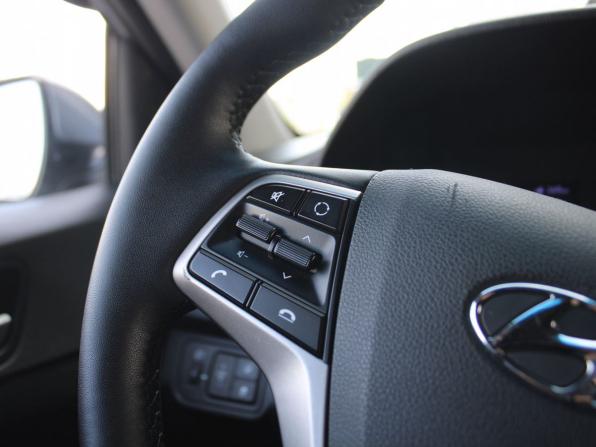 Hyundai Solaris II с пробегом 2019 года, цена 1 049 000 рублей, 145008 км, седан, Автокод Объявления
