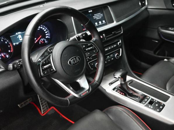 Kia Optima IV Рестайлинг с пробегом 2018 года, цена 1 980 000 рублей, 129215 км, седан, Автокод Объявления