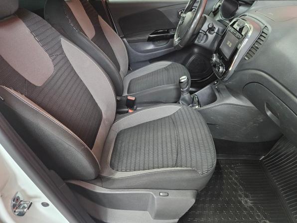 Renault Kaptur I с пробегом 2018 года, цена 1 535 000 рублей, 120037 км, внедорожник, Автокод Объявления