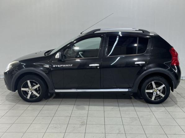 Renault Sandero I с пробегом 2013 года, цена 717 600 рублей, 139715 км, хэтчбек, Автокод Объявления