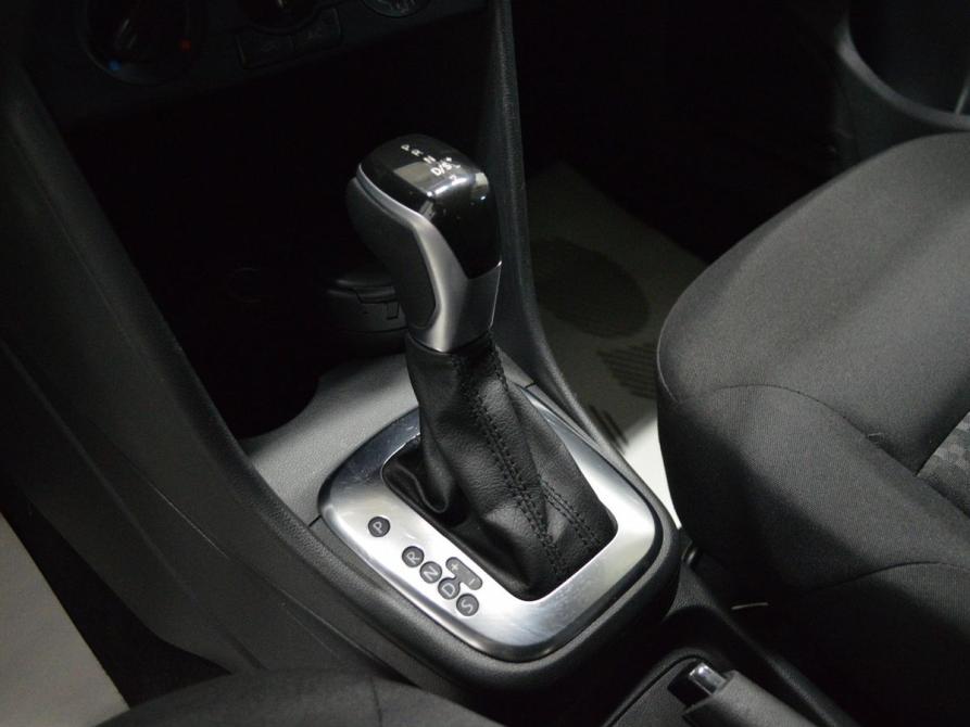 Volkswagen Polo V Рестайлинг Санкт-Петербург  - изображение 14