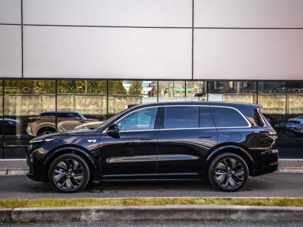 Li Auto (Lixiang) L9 I с пробегом 2023 года, цена 6 749 000 рублей, 35521 км, внедорожник, Автокод Объявления