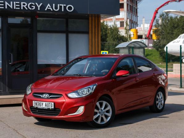 Hyundai Solaris I с пробегом 2012 года, цена 800 000 рублей, 230299 км, седан, Автокод Объявления