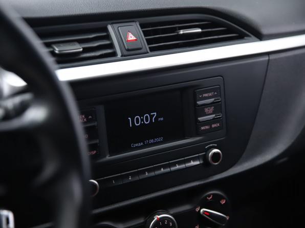 Kia Rio IV Рестайлинг с пробегом 2021 года, цена 1 650 000 рублей, 88513 км, хэтчбек, Автокод Объявления