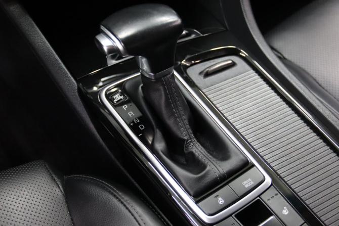 Kia Optima IV Рестайлинг с пробегом 2019 года, цена 1 995 950 рублей, 104496 км, седан, Автокод Объявления