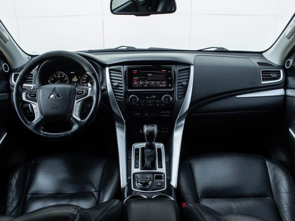Mitsubishi Pajero Sport III с пробегом 2016 года, цена 2 810 000 рублей, 148597 км, внедорожник, Автокод Объявления