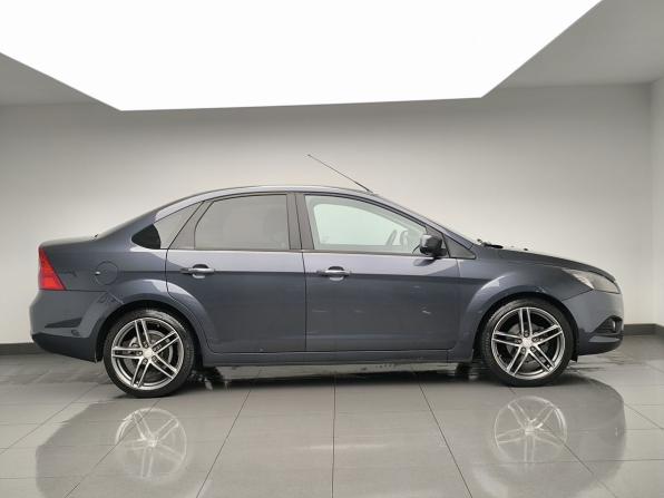 Ford Focus II Рестайлинг с пробегом 2010 года, цена 656 000 рублей, 247805 км, седан, Автокод Объявления