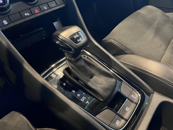 Skoda Karoq I с пробегом 2020 года, цена 2 718 000 рублей, 74618 км, внедорожник, Автокод Объявления