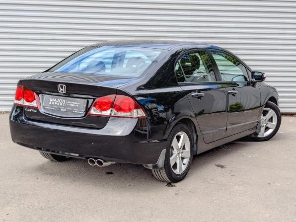 Honda Civic VIII Рестайлинг с пробегом 2010 года, цена 1 350 000 рублей, 113509 км, седан, Автокод Объявления