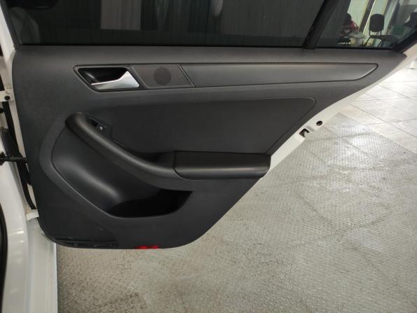 Volkswagen Jetta VI с пробегом 2013 года, цена 850 000 рублей, 251314 км, седан, Автокод Объявления