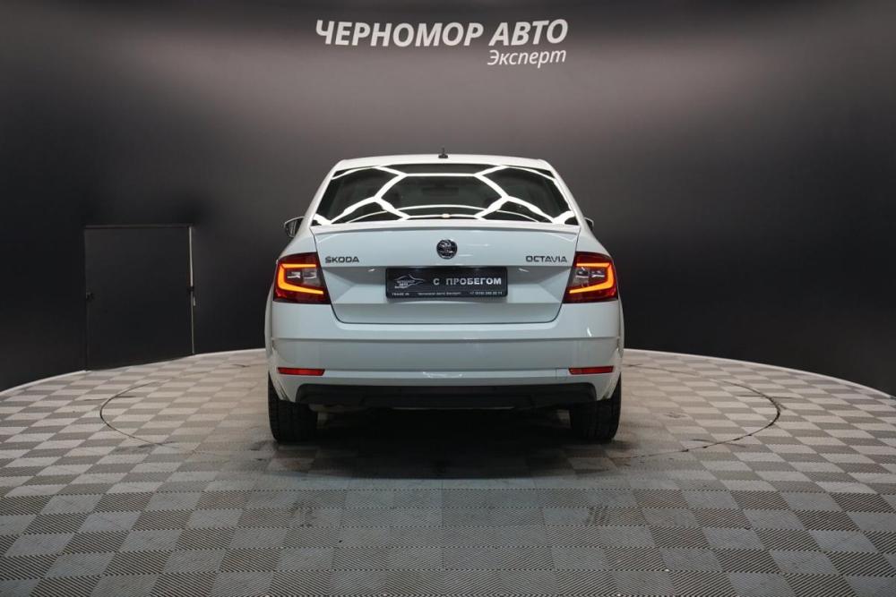 Skoda Octavia III (A7) Рестайлинг Крым  - изображение 4