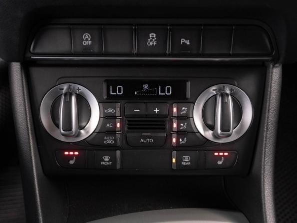 Audi Q3 I (8U) Рестайлинг с пробегом 2017 года, цена 1 899 000 рублей, 56917 км, внедорожник, Автокод Объявления