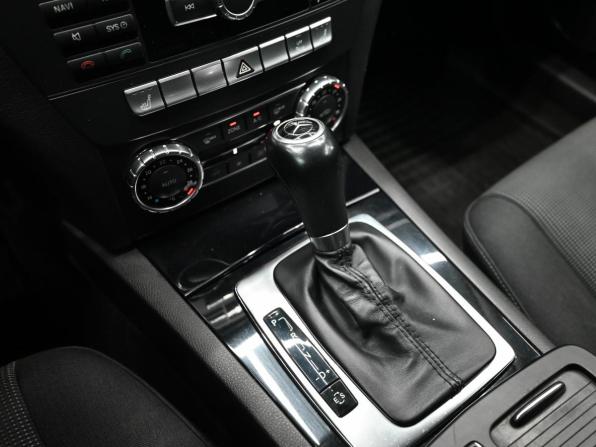 Mercedes-Benz C-Класс III (W204) Рестайлинг с пробегом 2011 года, цена 1 350 000 рублей, 208477 км, седан, Автокод Объявления
