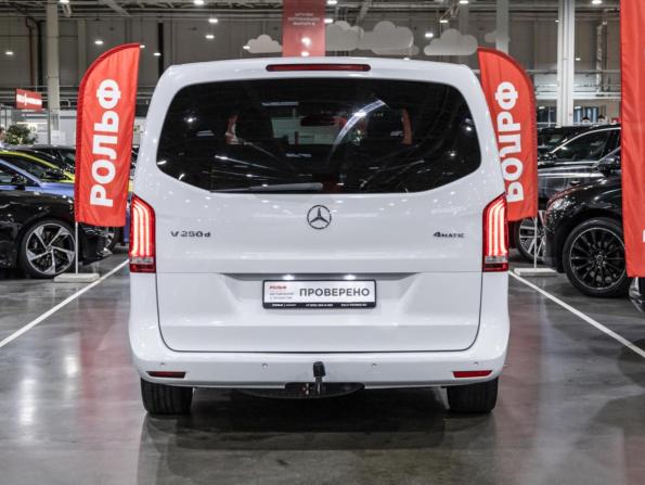 Mercedes-Benz V-Класс III (W447) с пробегом 2015 года, цена 3 999 700 рублей, 129935 км, минивэн, Автокод Объявления