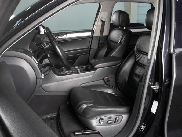Volkswagen Touareg II с пробегом 2013 года, цена 2 025 000 рублей, 217640 км, внедорожник, Автокод Объявления