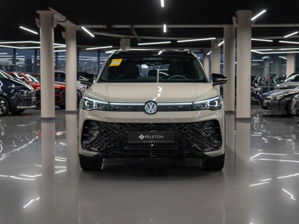 Volkswagen Tiguan III (China Market) с пробегом 2026 года, цена 5 300 000 рублей, 50 км, внедорожник, Автокод Объявления