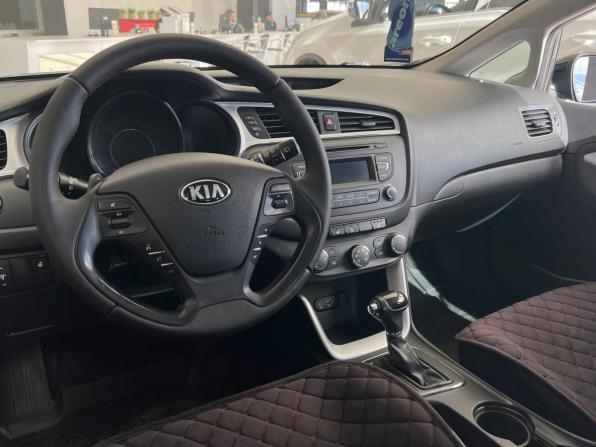 Kia Ceed II Рестайлинг с пробегом 2018 года, цена 1 555 000 рублей, 85806 км, универсал, Автокод Объявления