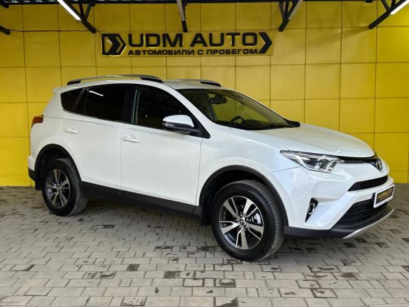 Toyota RAV4 IV (XA40) Рестайлинг с пробегом 2017 года, цена 2 259 000 рублей, 126904 км, внедорожник, Автокод Объявления