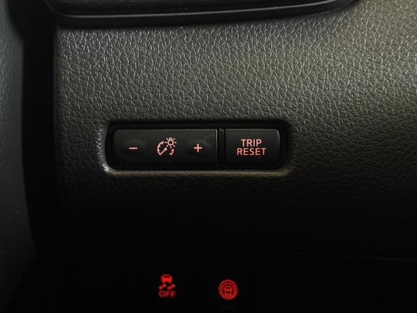 Nissan Rogue Sport I Рестайлинг с пробегом 2021 года, цена 2 150 000 рублей, 52238 км, внедорожник, Автокод Объявления