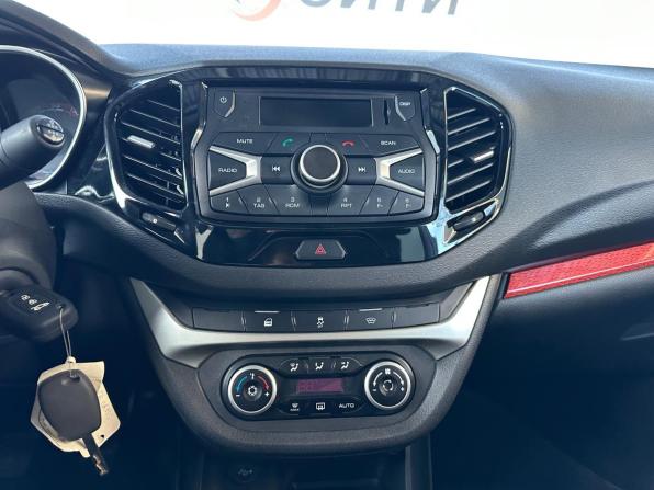 Lada (ВАЗ) Vesta I с пробегом 2019 года, цена 1 240 000 рублей, 59250 км, седан, Автокод Объявления